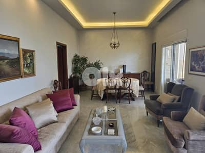 Spacious Apartment in Prime Ain Aar Location For Saleشقة واسعة للبيع ف