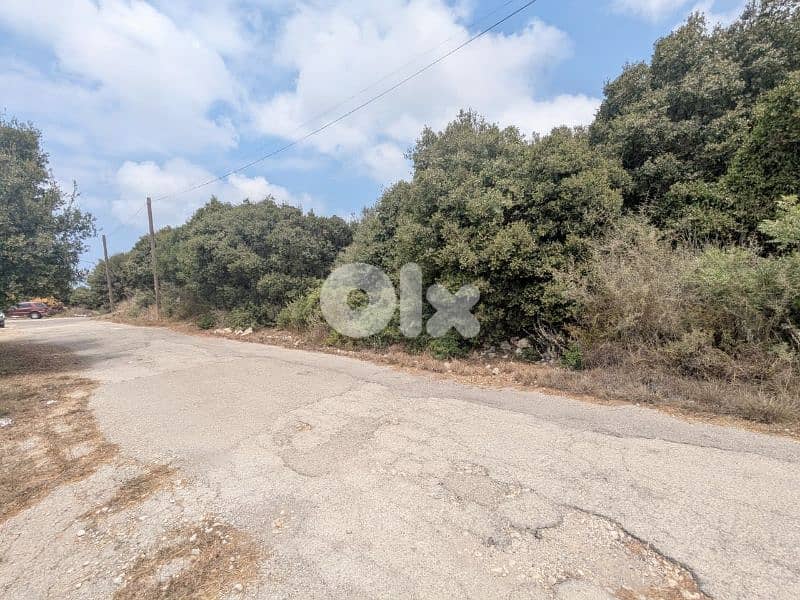 Residential land for sale in Berbara,  jbeil_  أرض للبيع في البربارة 3