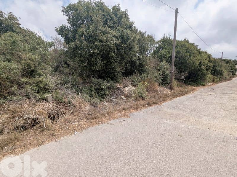 Residential land for sale in Berbara,  jbeil_  أرض للبيع في البربارة 4