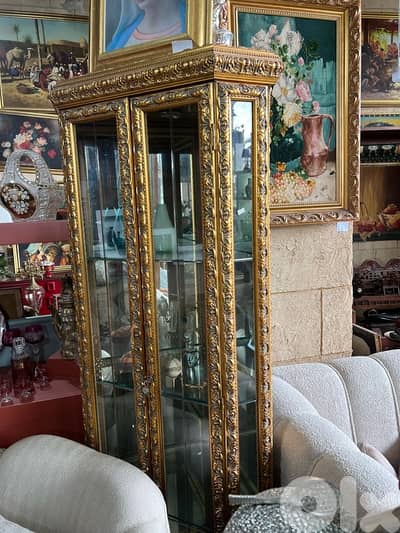 corner cupboard