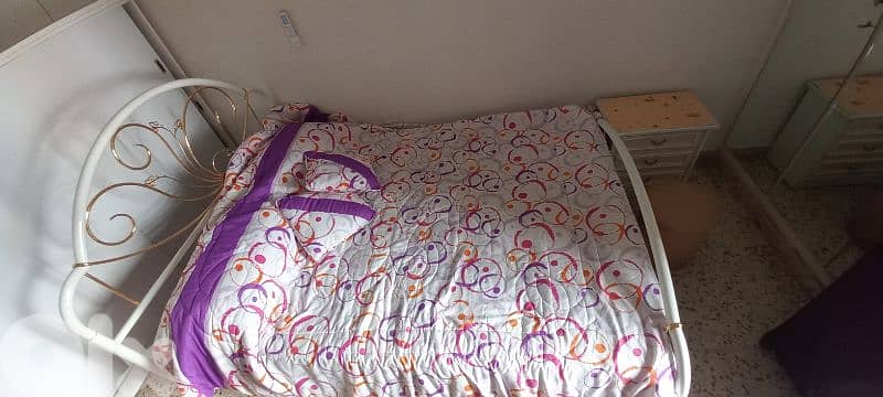 sleeping room Bed 1