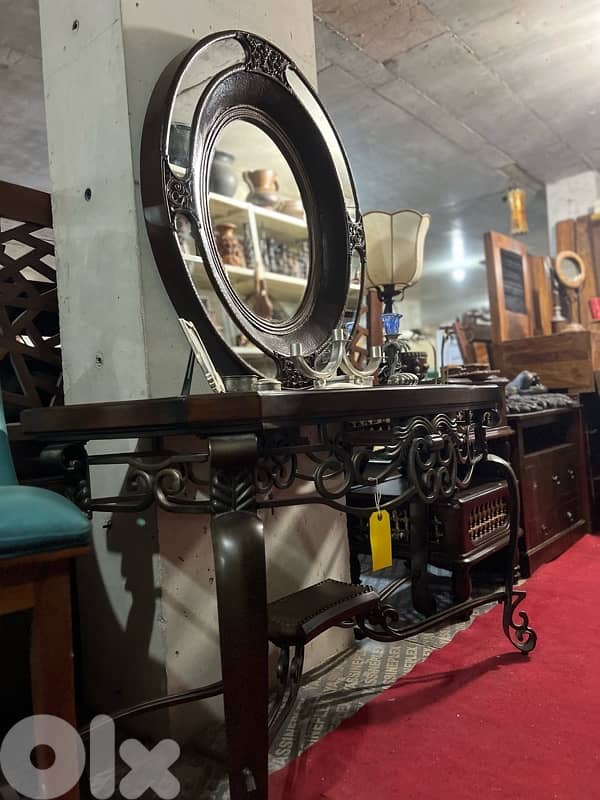 console with mirror 5