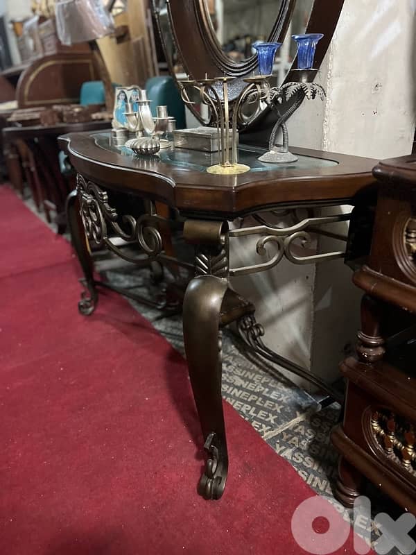 console with mirror 8
