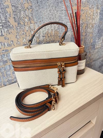square shoulder, handbag new