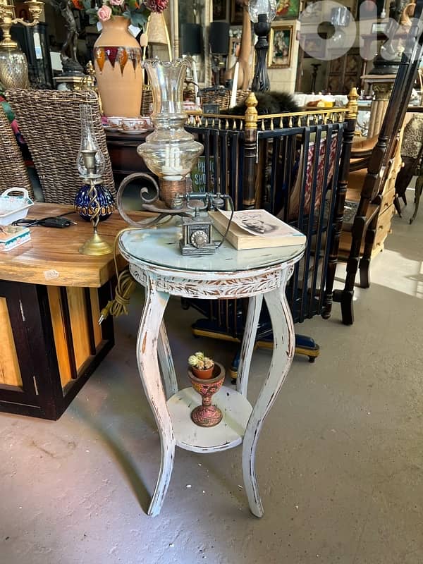 vintage table 4