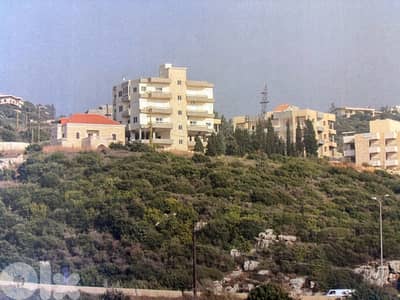 للبيع أرض مميّزة على أوتوستراد بوابة  شمال لبنان
