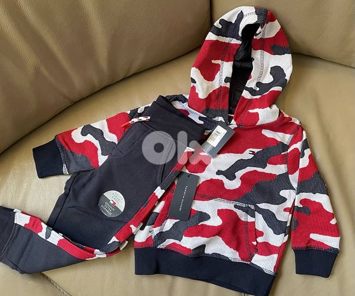 tommy hilfiger set 4