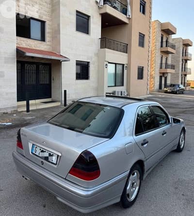 طلبات مطار وكل مناطق