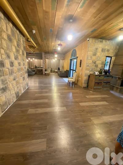 Prime location Shop Showroom Bikfaya محل وصالة عرض في بكفيا للايجار