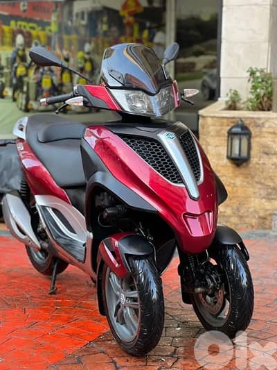 piaggio vespa Mp3 300 cc