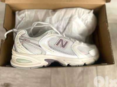 New Balance 530 size 43