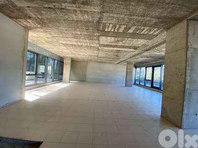 Amazing high end  commercial space with Terraces open space