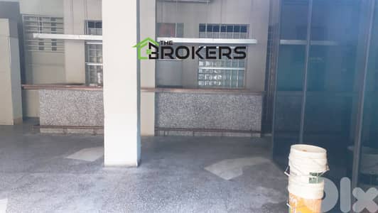 Shop for rent in Mar Mkhayel محل للايجار في مار مخايل