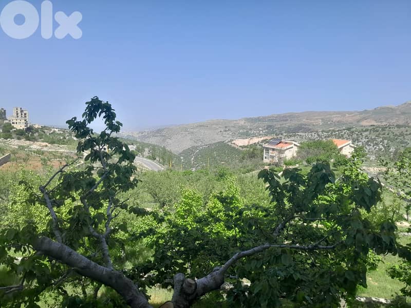 Land + Small Villa For Sale In Tarchich ارض مع فيلا للبيع في ترشيش 2