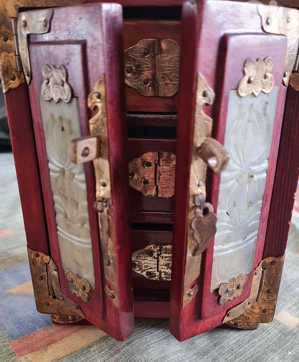 Chinese Box 1