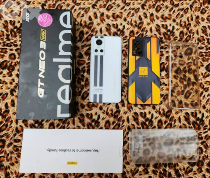 للبيع موبايل Realme شبه جديد بالكرتونة الموديل: Realme GT Neo 3 1