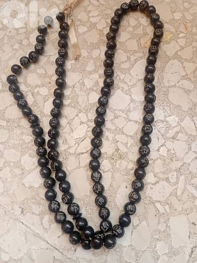 مسابح في منهم بدهم خيط