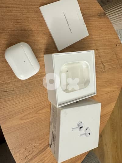 Apple AirPods Pro (2nd generation)