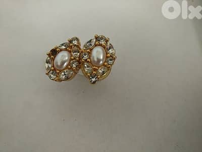 Old Oval earrings - Not Negotiable