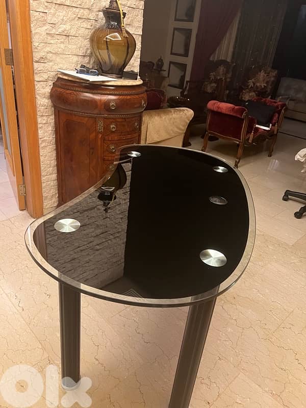 Table desk 1