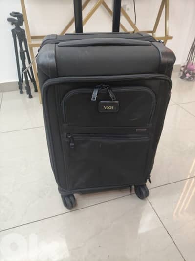 Tumi luxurious 2 travel Bags-Rarely used, perfect condition