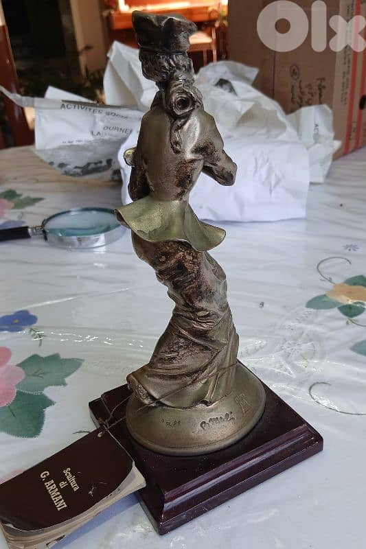 porcelain statues 5