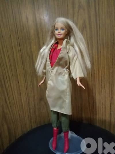 Barbie as new Mattel great wearing doll 2000, bend legs+Boots=27$