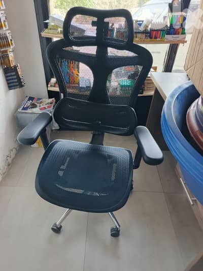 barely used office chair