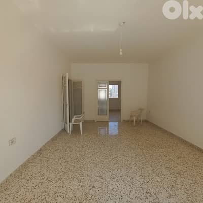 Suitable apartment in Zalka for sale شقة مناسبة للبيع في الزلقا