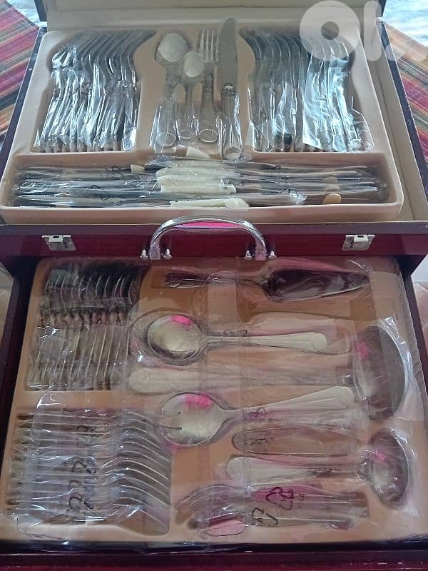 Tableware set 4