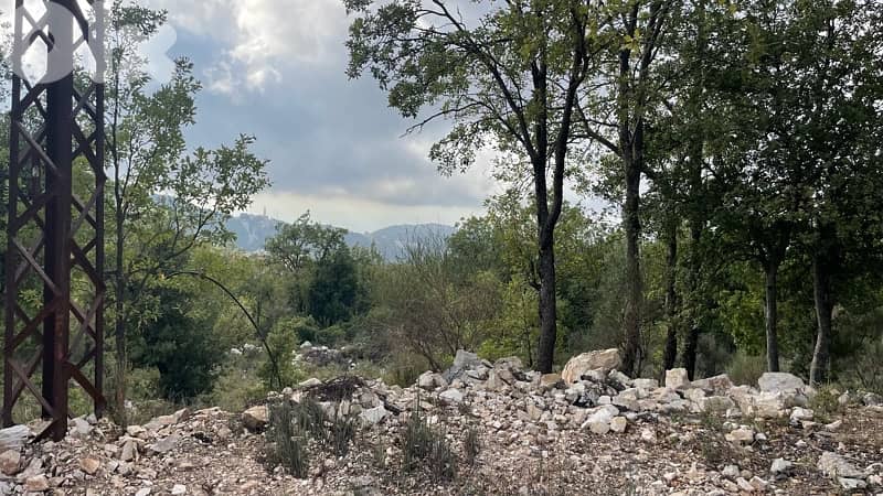 Land for sale in Aannaya- jbeil / ارض للبيع في عنايا جبيل 3