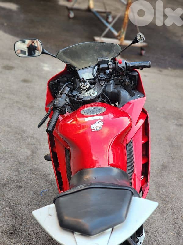 Yamaha R15 2