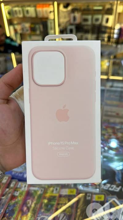 Silicone case magsafe iphone 15 pro max light pink
