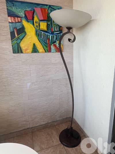floor lamp