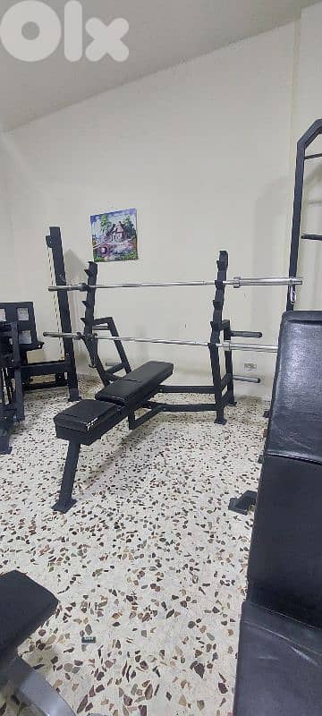 Adjustable bench press used like new