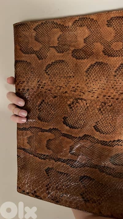 GENUINE LEATHER PORTFOLIO