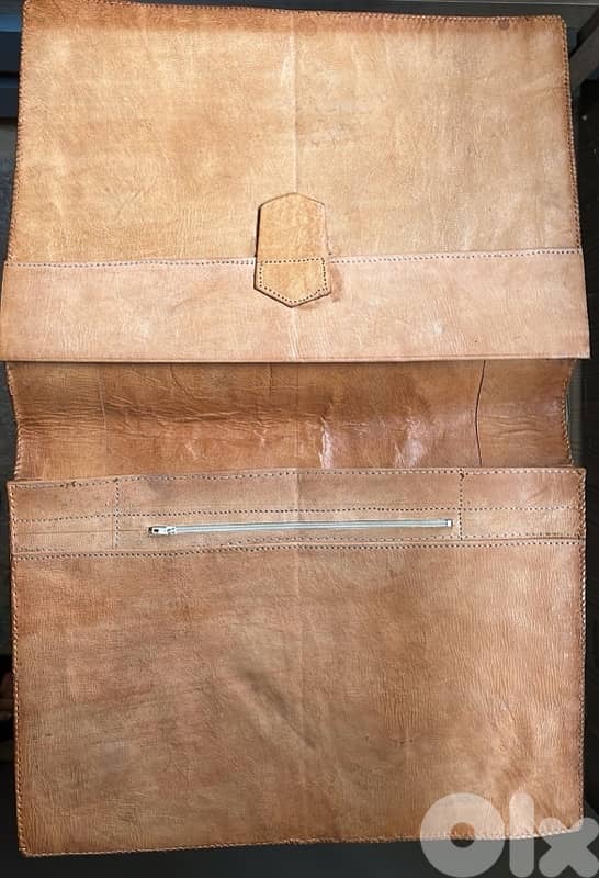 GENUINE LEATHER PORTFOLIO 8