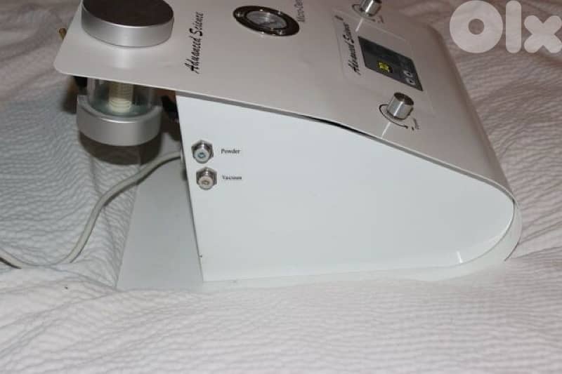 crystal or diamond microdermabrasion machine 1