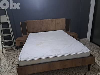 تخت مجوز جديد من المعمل بافضل الاسعار