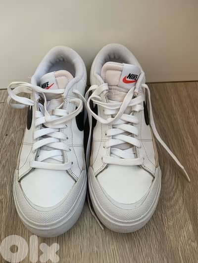 Nike Court Legacy Lift authentic