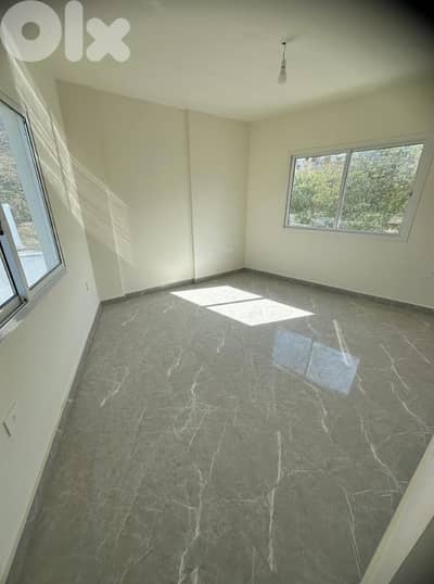مكتب للايجار في جونية Decorated Office for rent in Jounieh
