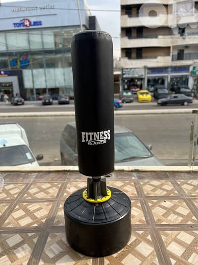 Boxing Bag with stand كيس ملاكمة مع قاعدة