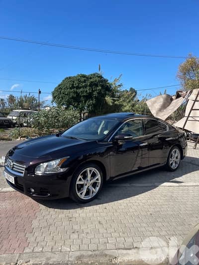 Nissan Maxima 2012