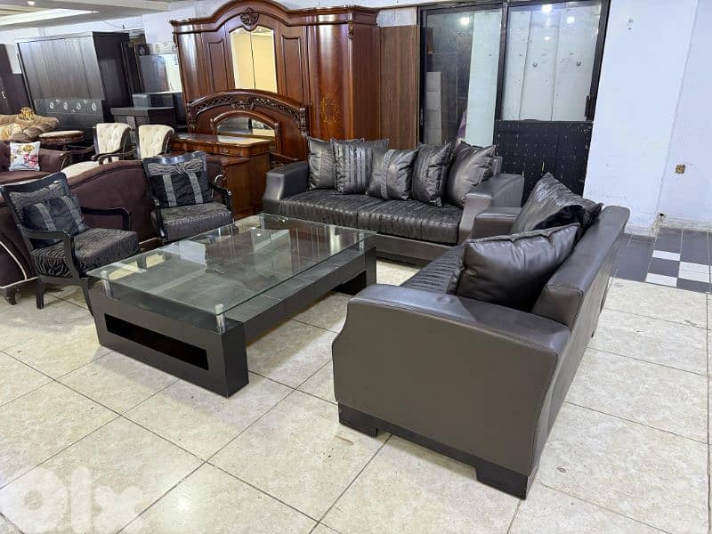 طقم كنبايات شغل توصاية اربع قطع وطاولة 4