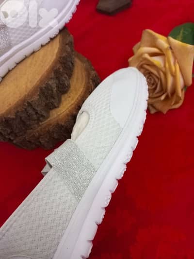 Shoes/ women/ white