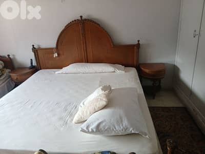 5 pieces ; Full bedroom