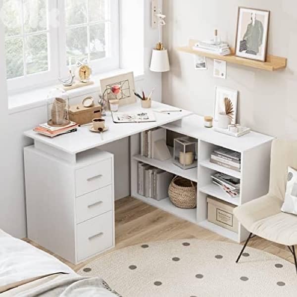 L-shaped desk 1