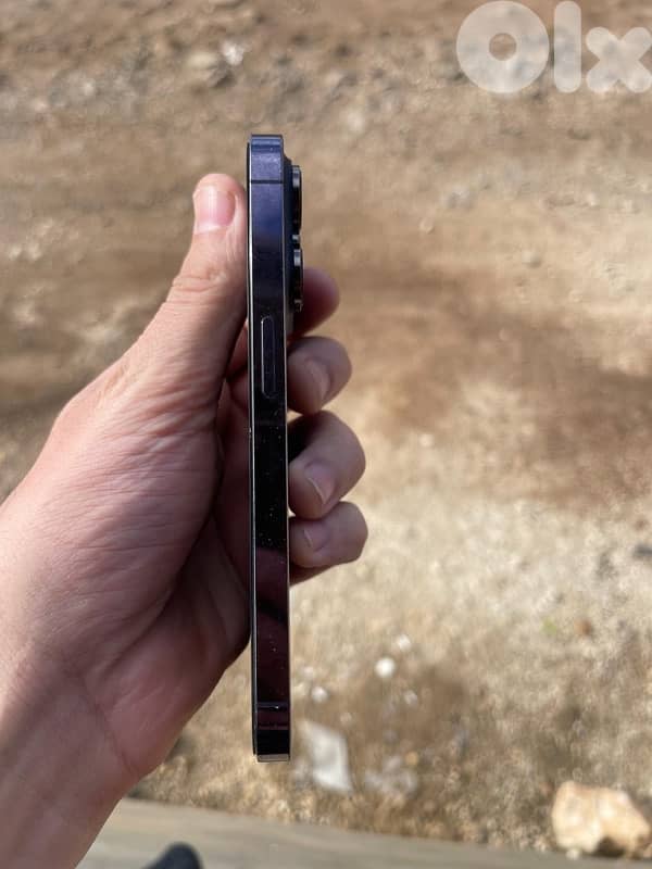 iPhone 14 pro 2
