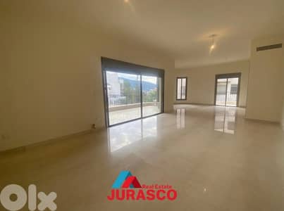apartment for sale in adma 214m + 62m garden / شقة للبيع في ادما