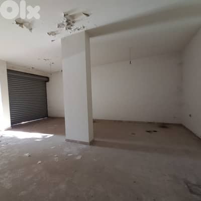 Shop of 60sqm  in Antelias For Sale